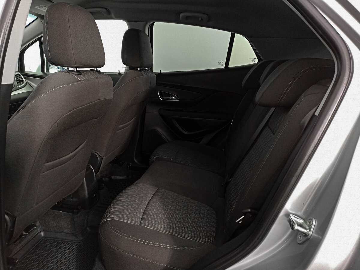 Opel Mokka с пробегом — 2014 год. Фото: #11