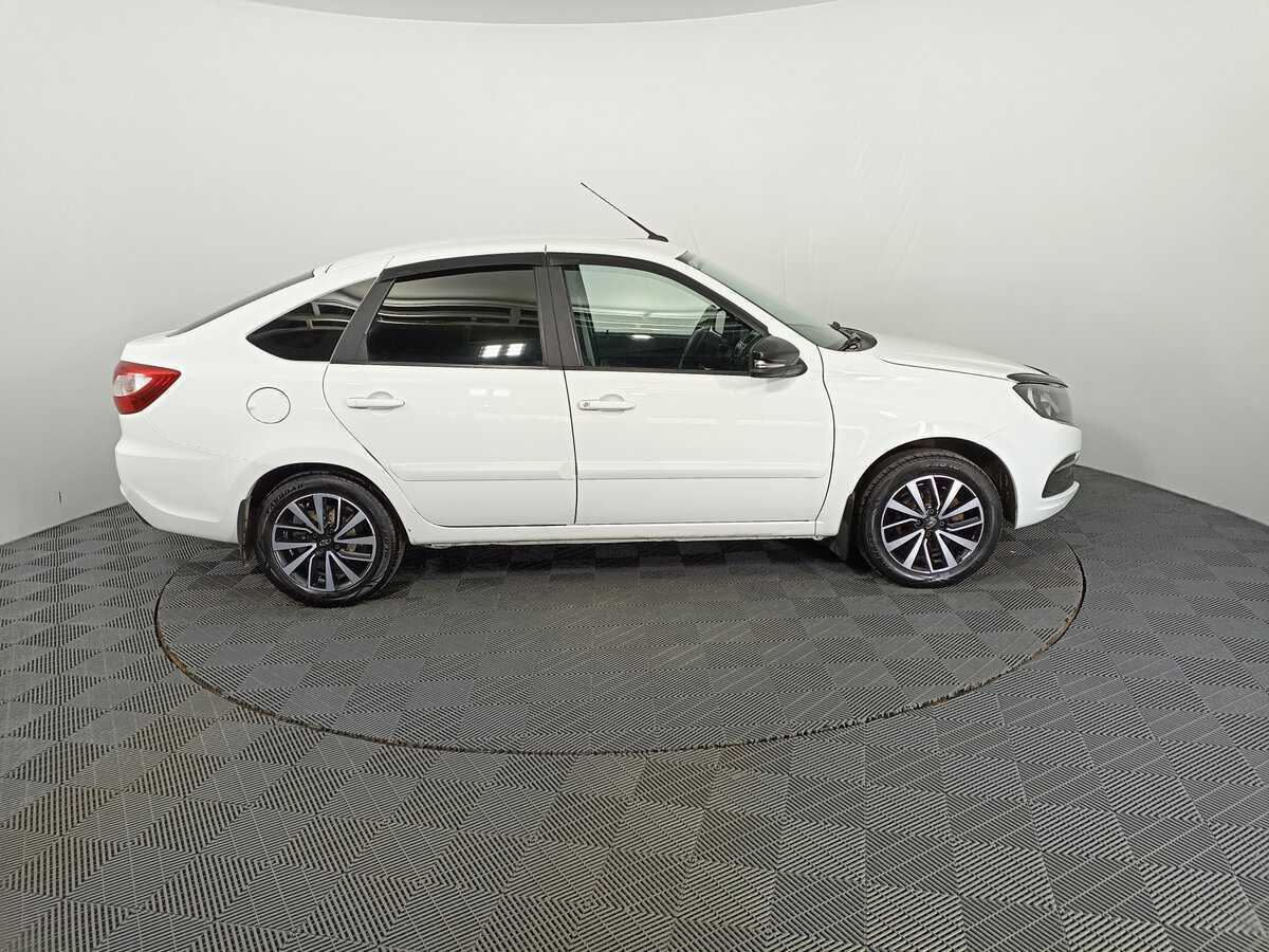 Lada (ВАЗ) Granta с пробегом — 2019 год. Фото: #3