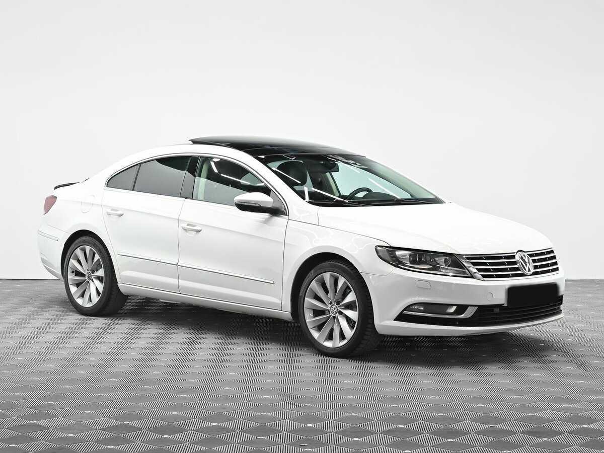 Volkswagen Passat CC с пробегом — 2013 год. Фото: #1
