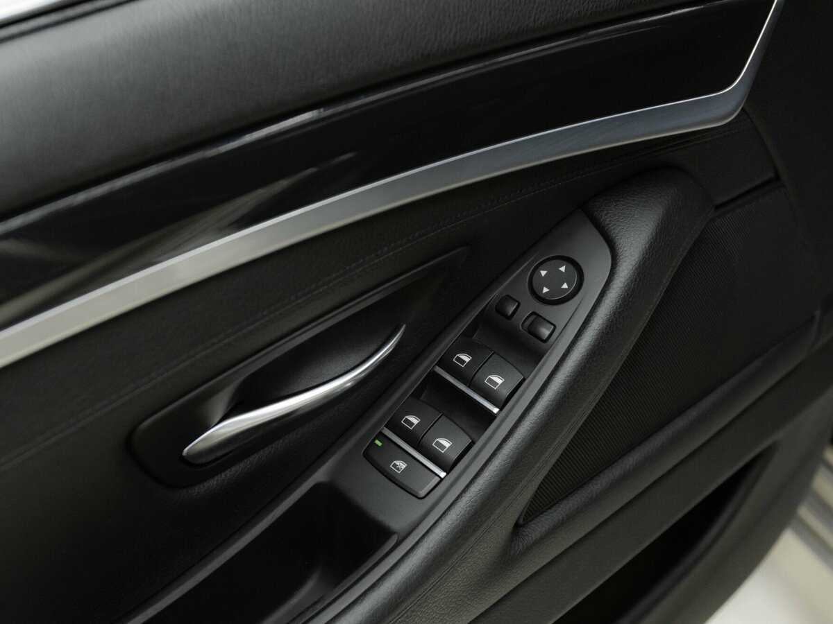 BMW 5 серии с пробегом — 2012 год. Фото: #7