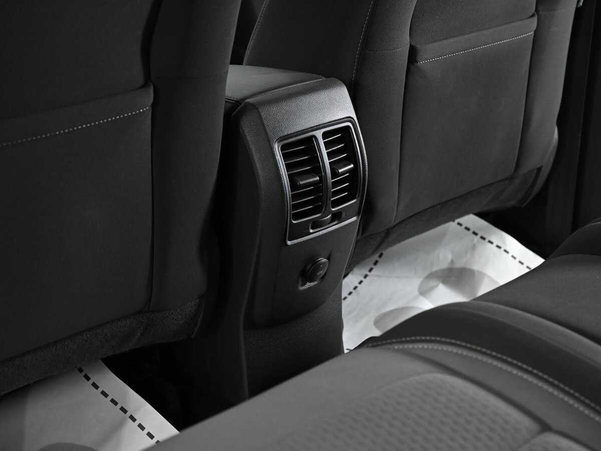 Ford Kuga с пробегом — 2017 год. Фото: #12