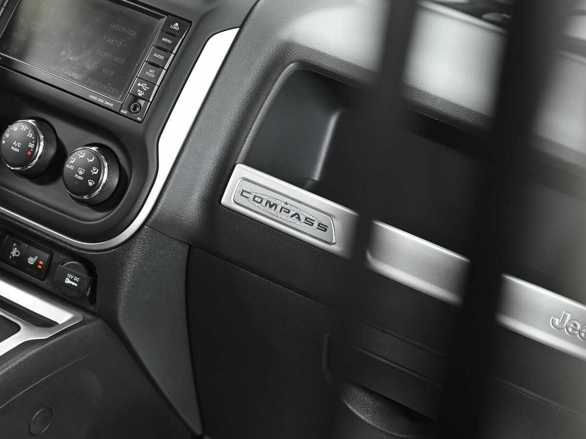 Jeep Compass с пробегом — 2014 год. Фото: #11