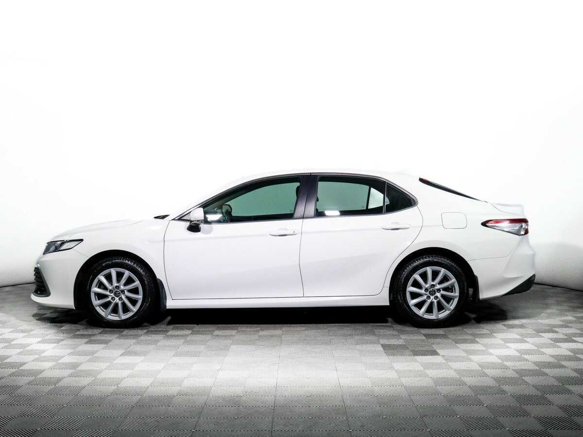 Toyota Camry с пробегом — 2021 год. Фото: #7