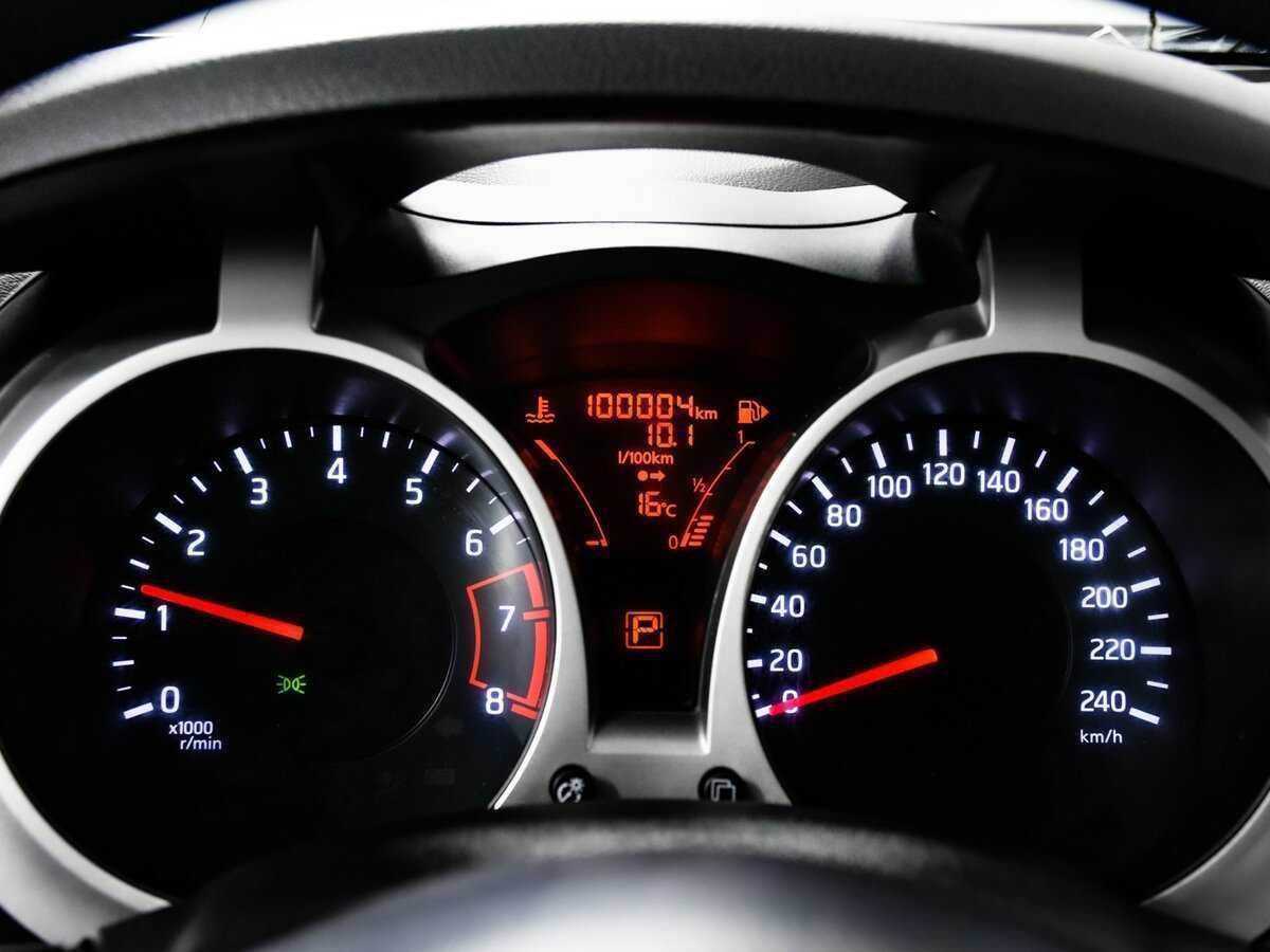 Nissan Juke с пробегом — 2013 год. Фото: #9