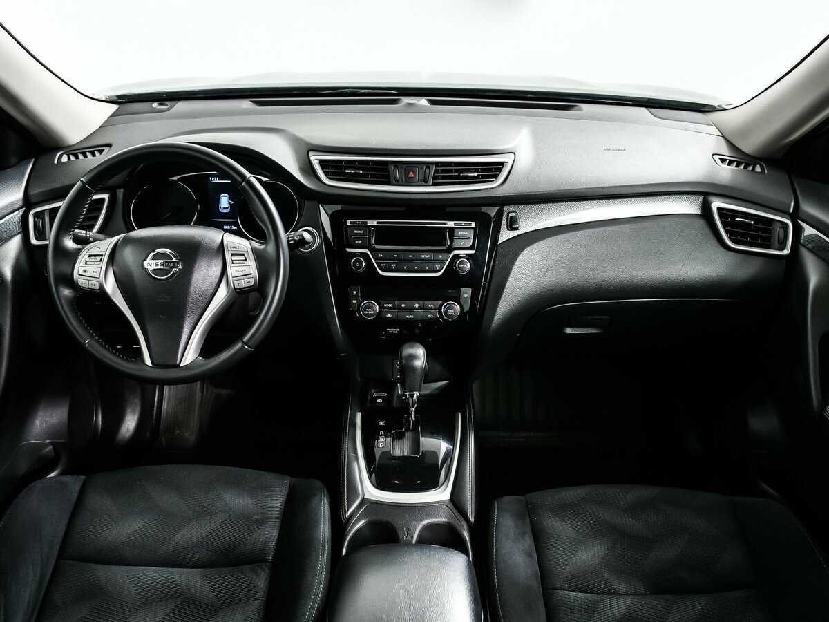 Nissan X-Trail с пробегом — 2015 год. Фото: #10