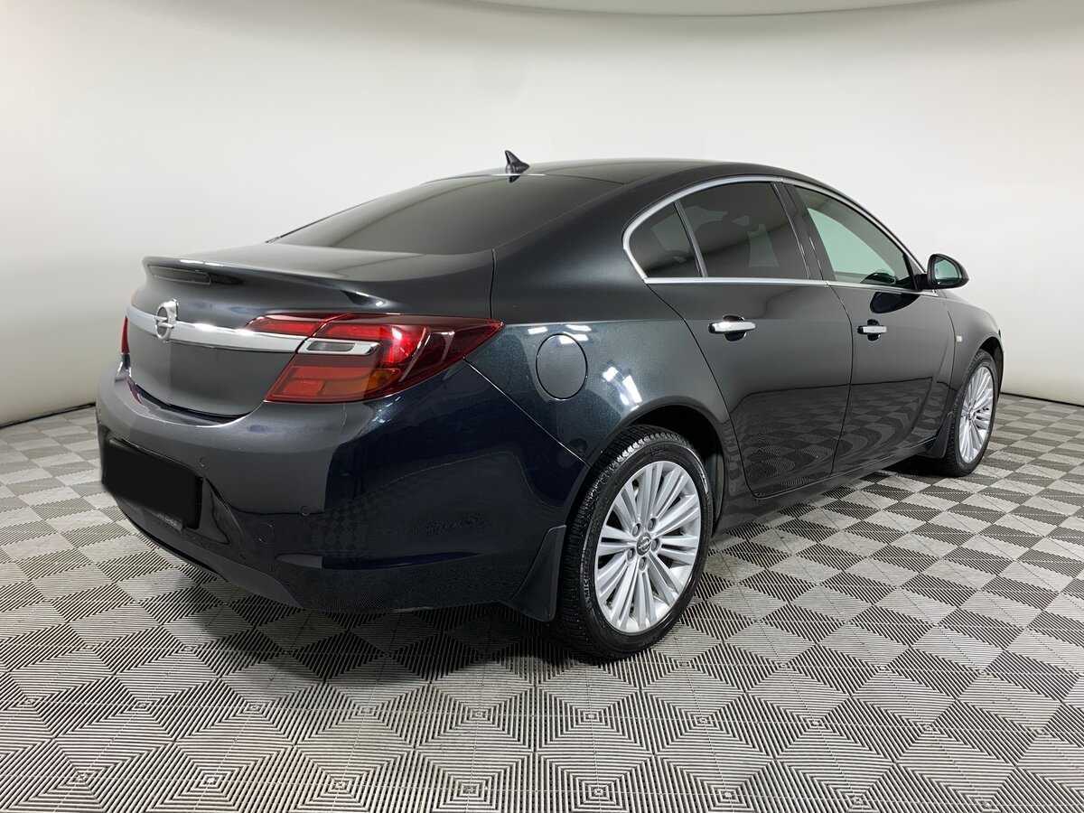 Opel Insignia с пробегом — 2014 год. Фото: #3