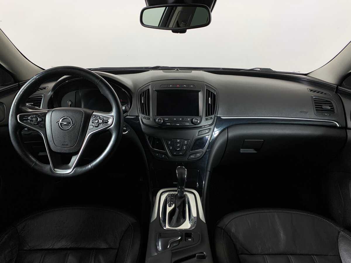 Opel Insignia с пробегом — 2014 год. Фото: #11