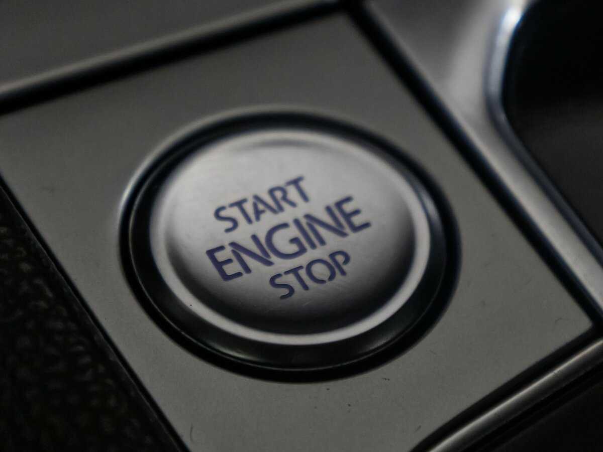 Volkswagen Passat с пробегом — 2018 год. Фото: #12