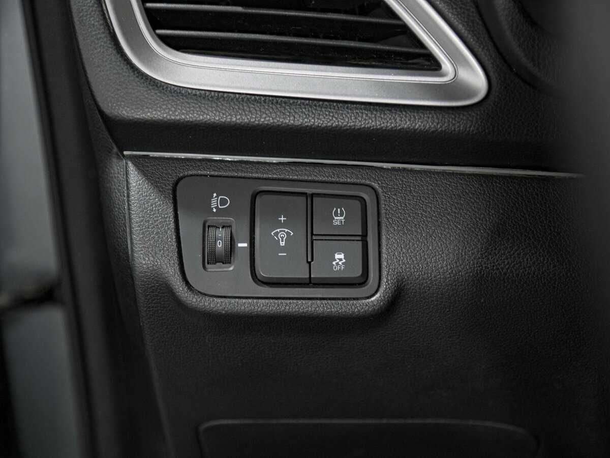 Hyundai Solaris с пробегом — 2020 год. Фото: #11