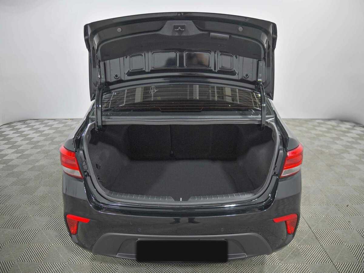 Kia Rio с пробегом — 2018 год. Фото: #17