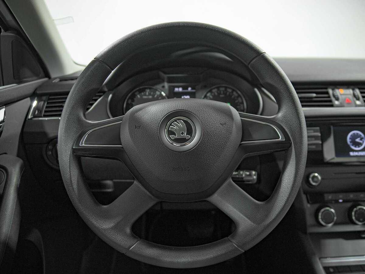 Skoda Octavia с пробегом — 2014 год. Фото: #6