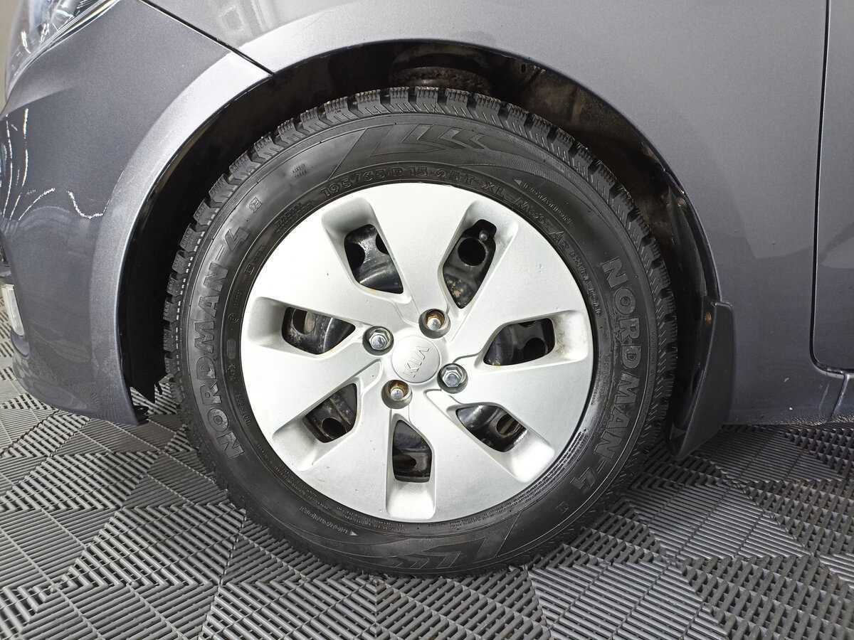 Kia Rio с пробегом — 2016 год. Фото: #17