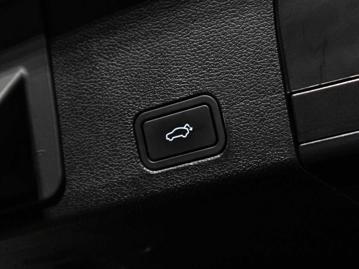 Geely Tugella с пробегом — 2022 год. Фото: #15