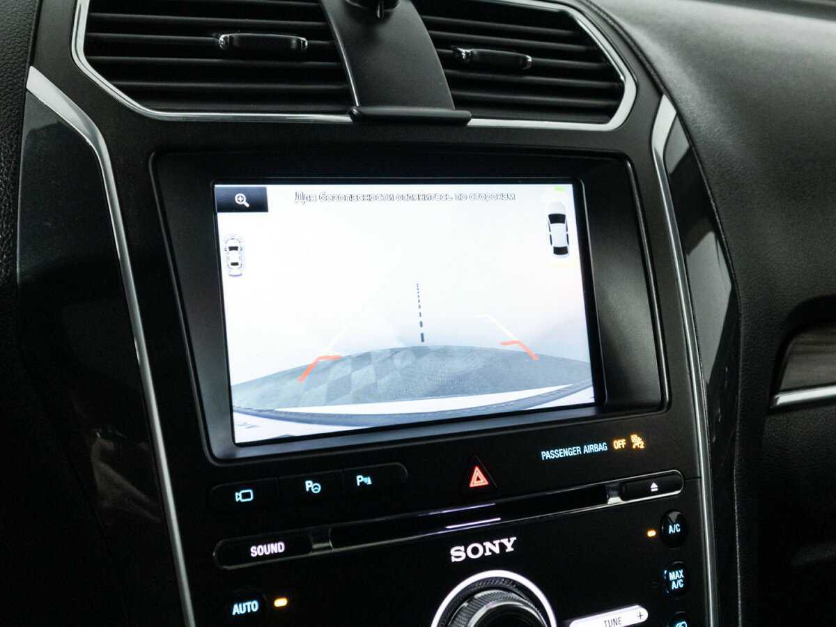 Ford Explorer с пробегом — 2015 год. Фото: #20