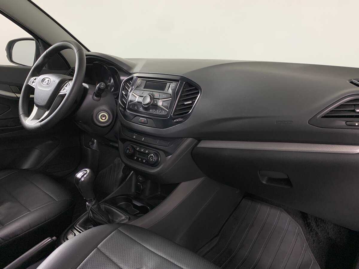 Lada (ВАЗ) Vesta с пробегом — 2018 год. Фото: #13