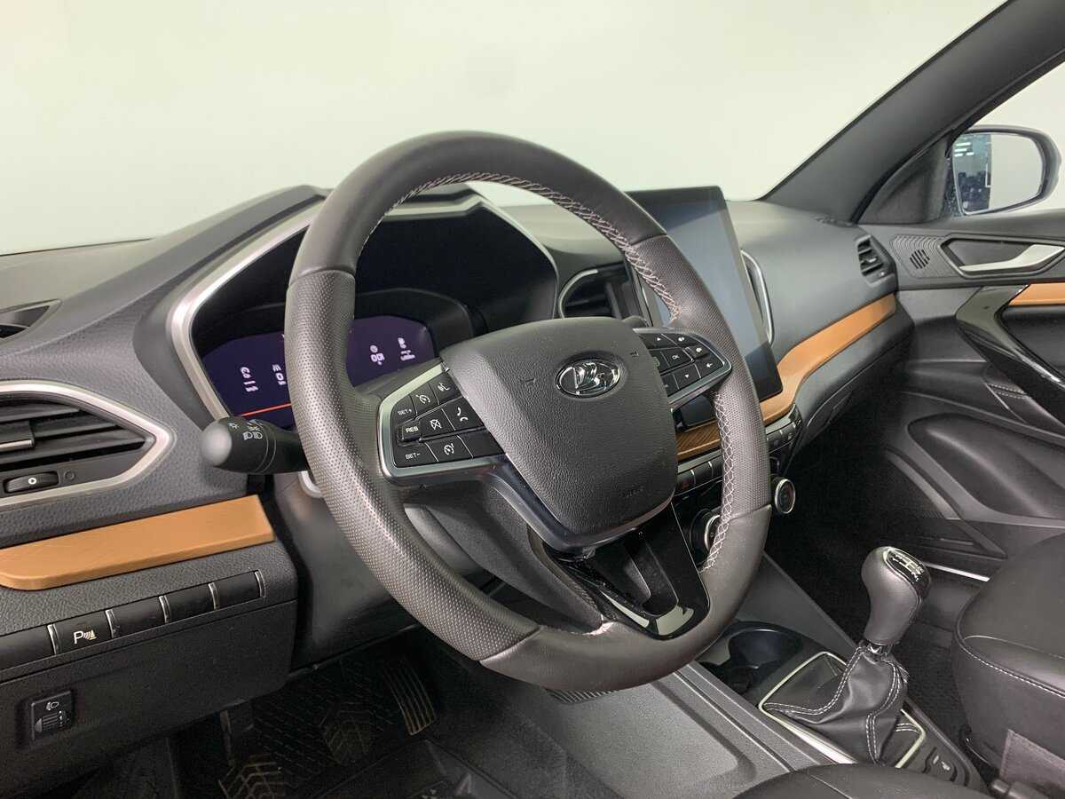 Lada (ВАЗ) Vesta с пробегом — 2023 год. Фото: #11