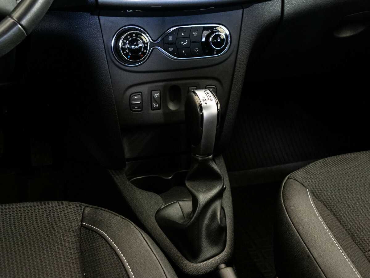 Renault Sandero с пробегом — 2021 год. Фото: #9