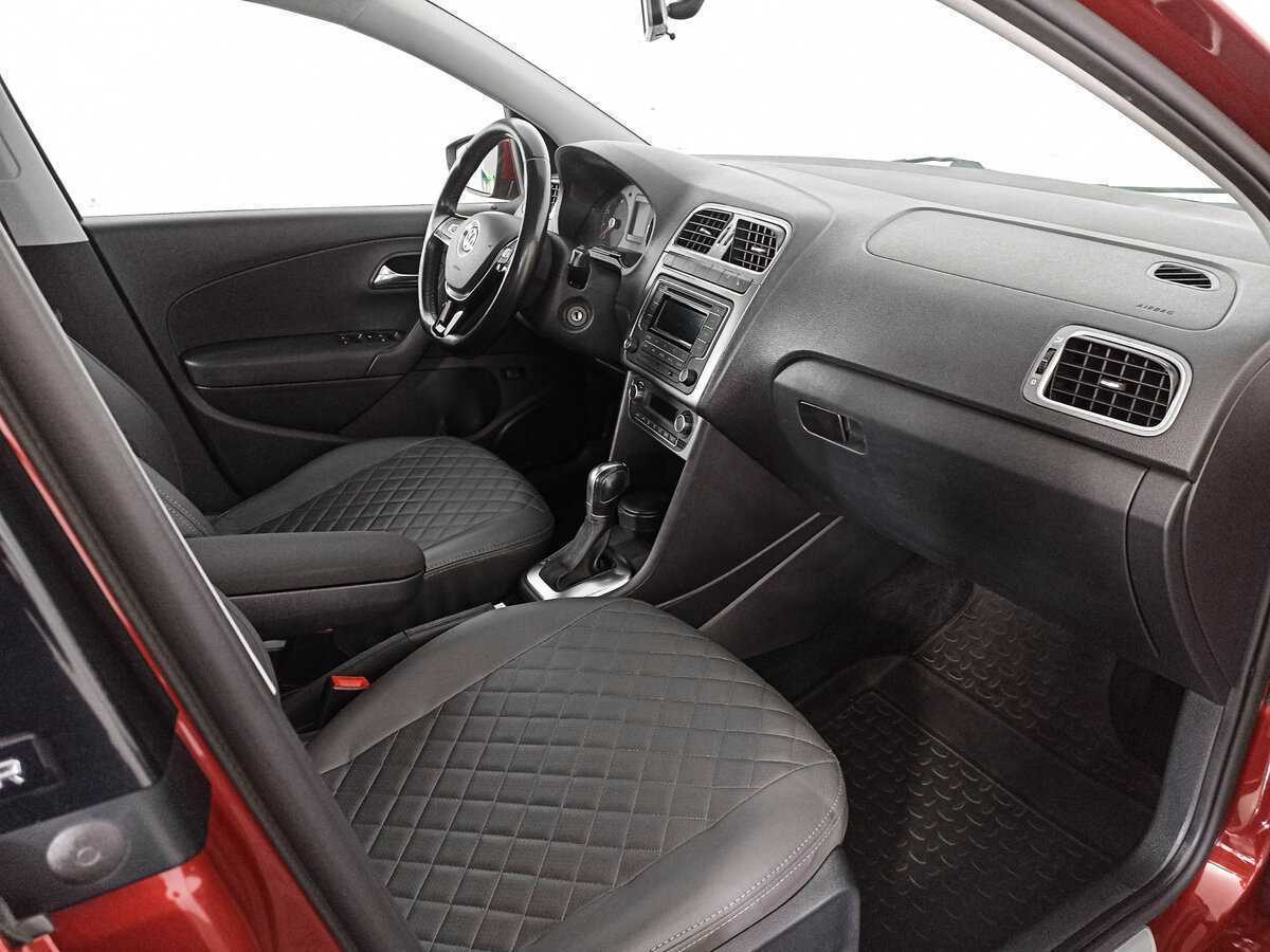 Volkswagen Polo с пробегом — 2016 год. Фото: #10