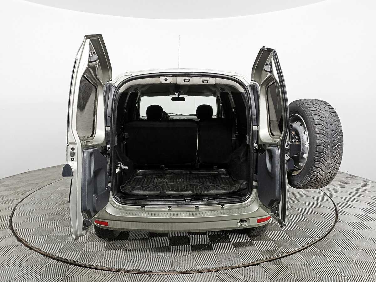 Lada (ВАЗ) Largus с пробегом — 2021 год. Фото: #9