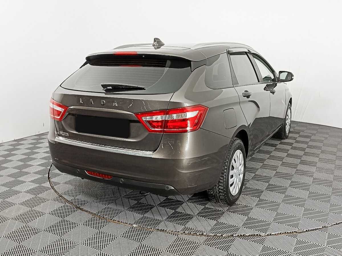 Lada (ВАЗ) Vesta с пробегом — 2021 год. Фото: #4