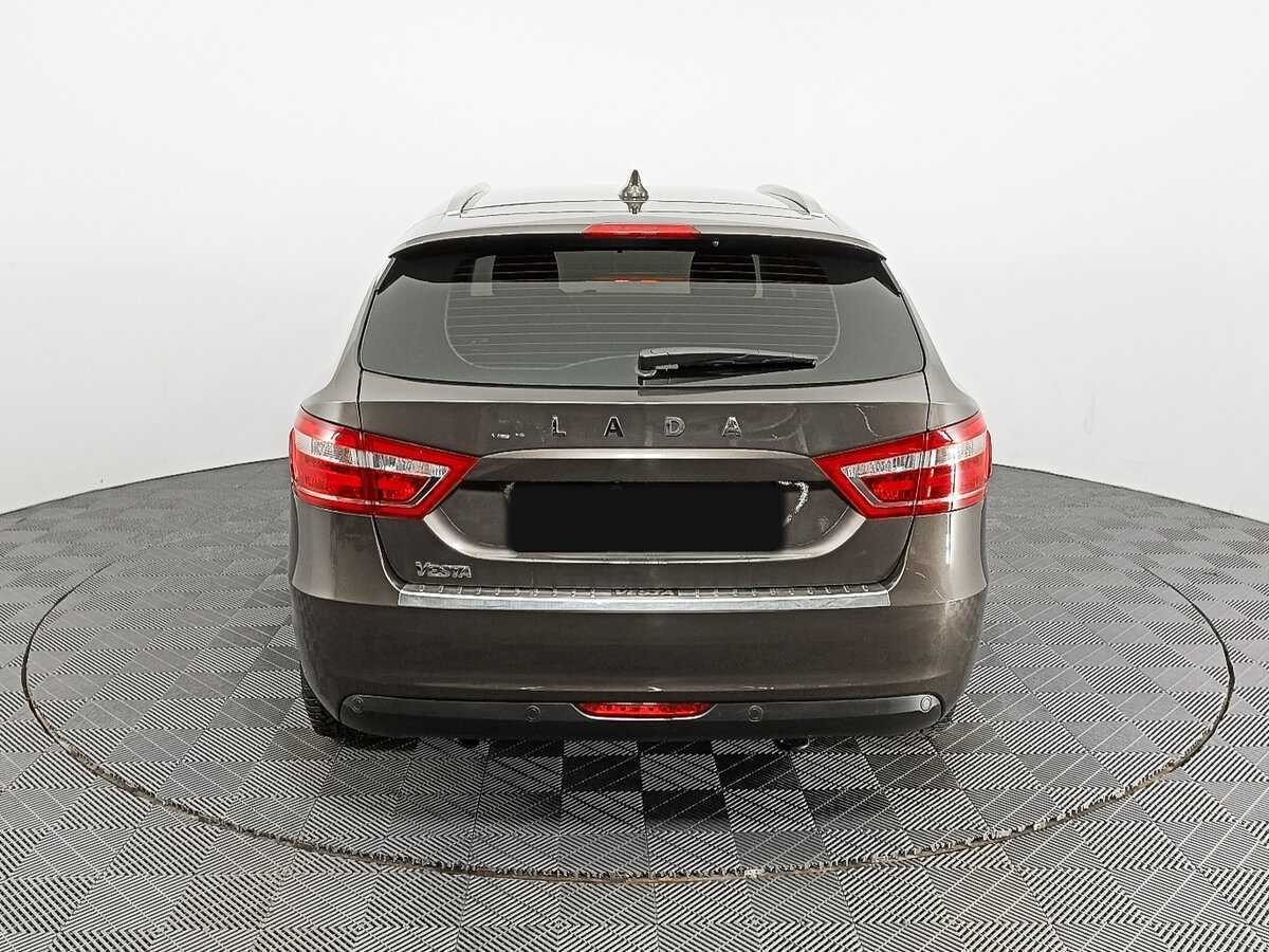 Lada (ВАЗ) Vesta с пробегом — 2021 год. Фото: #5