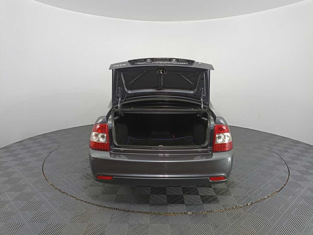 Lada (ВАЗ) Priora с пробегом — 2018 год. Фото: #9