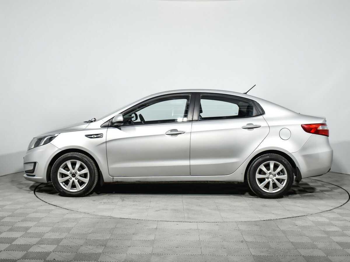Kia Rio с пробегом — 2012 год. Фото: #7
