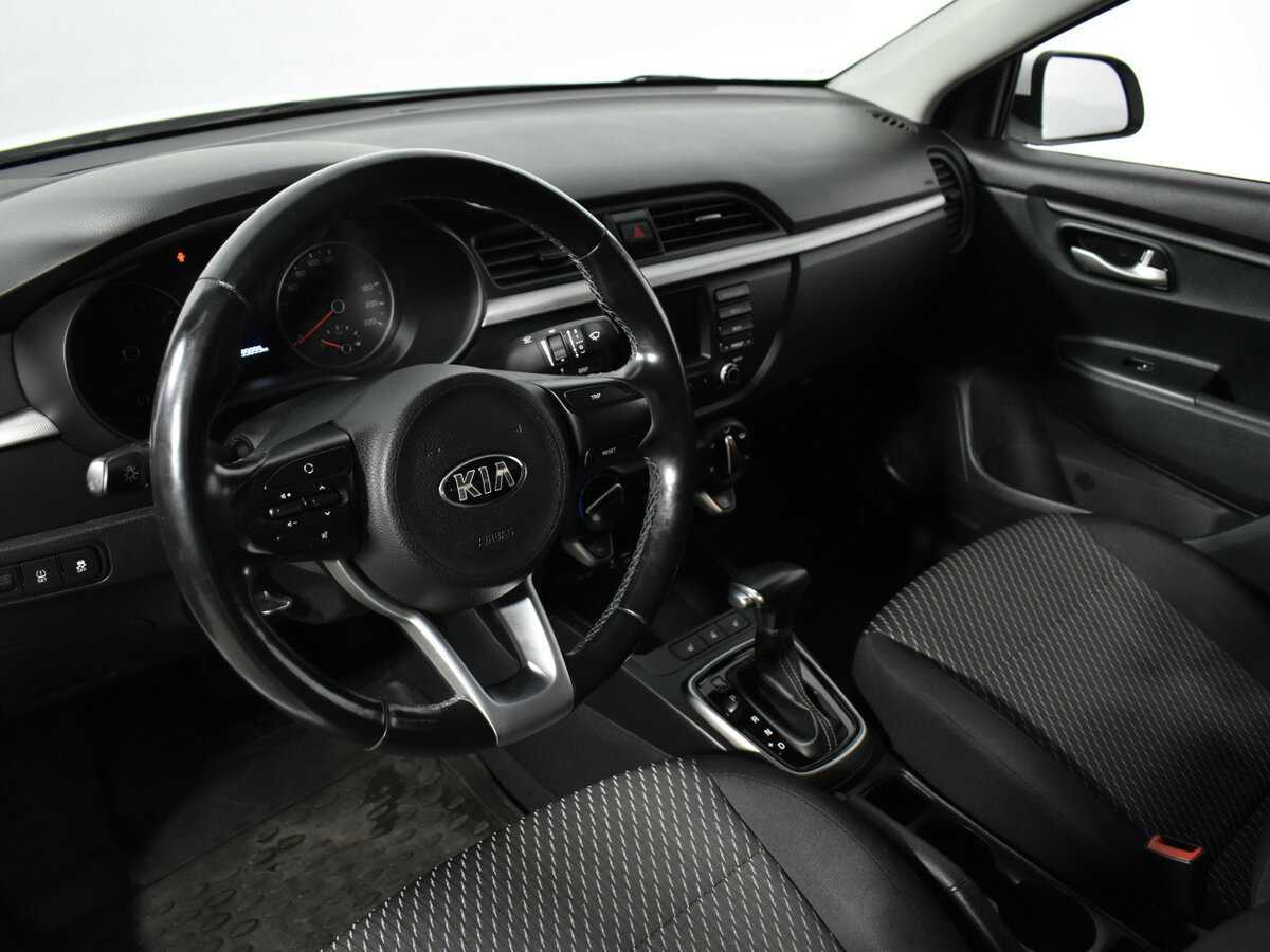 Kia Rio с пробегом — 2017 год. Фото: #8