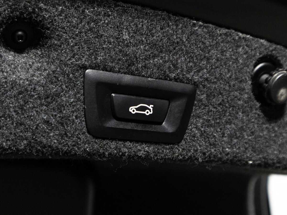 BMW 5 серии с пробегом — 2012 год. Фото: #15