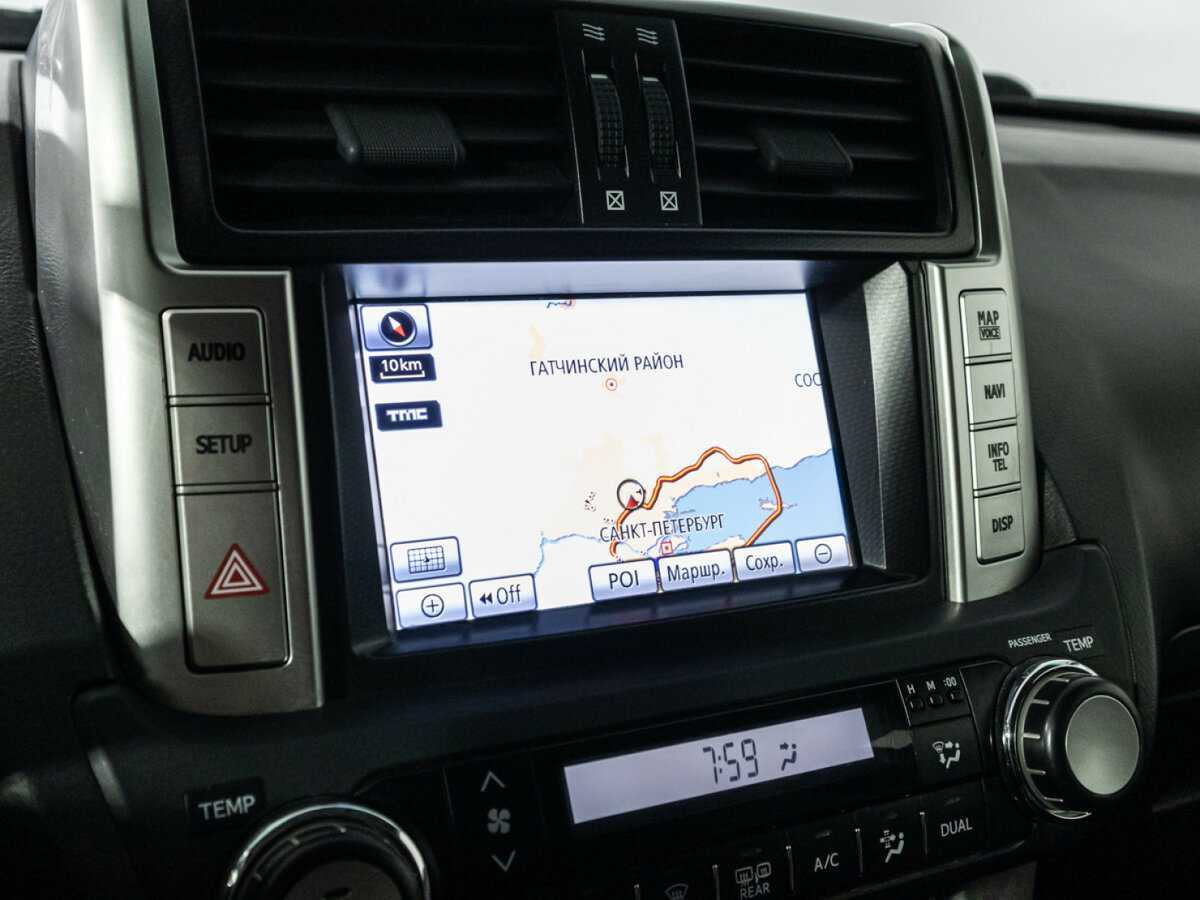 Toyota Land Cruiser Prado с пробегом — 2012 год. Фото: #15