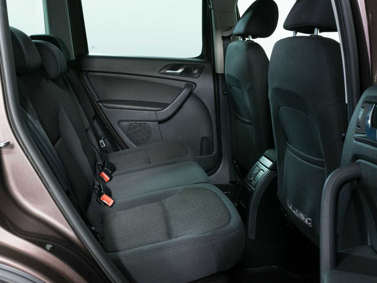 Skoda Yeti с пробегом — 2015 год. Фото: #11