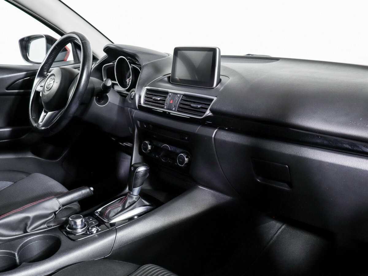 Mazda 3 с пробегом — 2014 год. Фото: #5