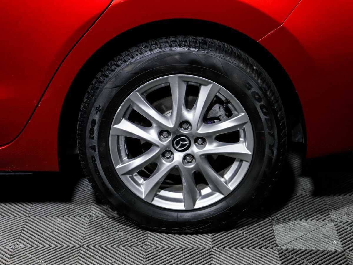 Mazda 3 с пробегом — 2014 год. Фото: #11