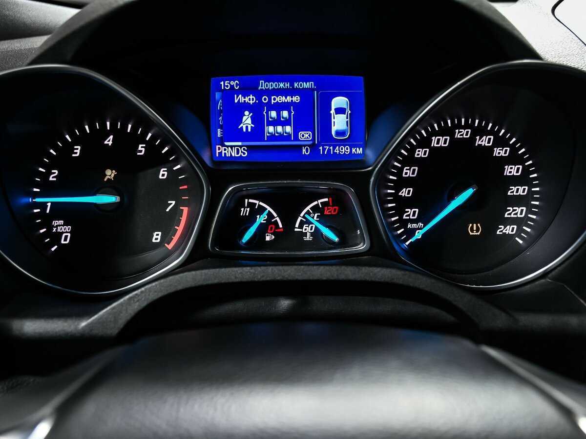 Ford Kuga с пробегом — 2013 год. Фото: #9