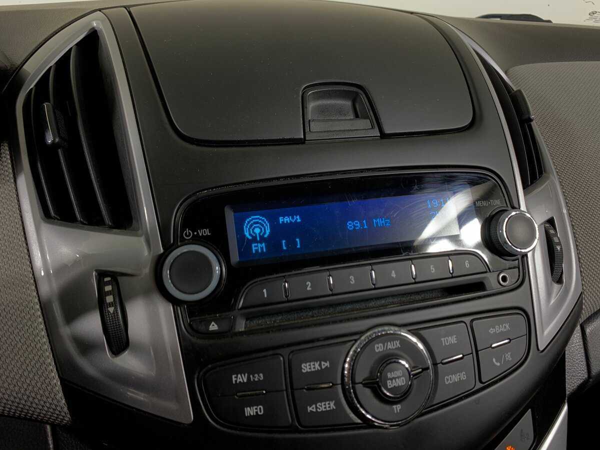 Chevrolet Cruze с пробегом — 2013 год. Фото: #15