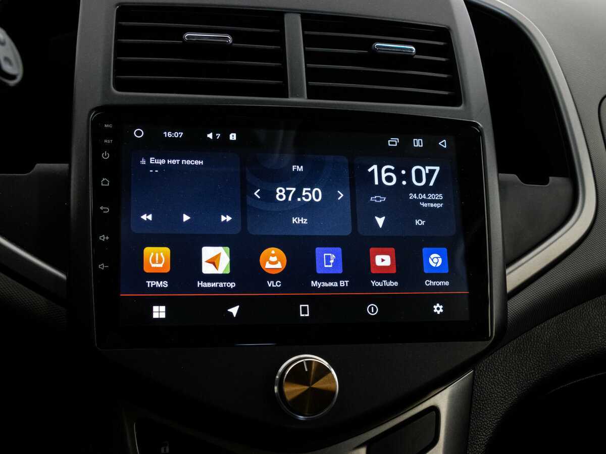 Chevrolet Aveo с пробегом — 2013 год. Фото: #16