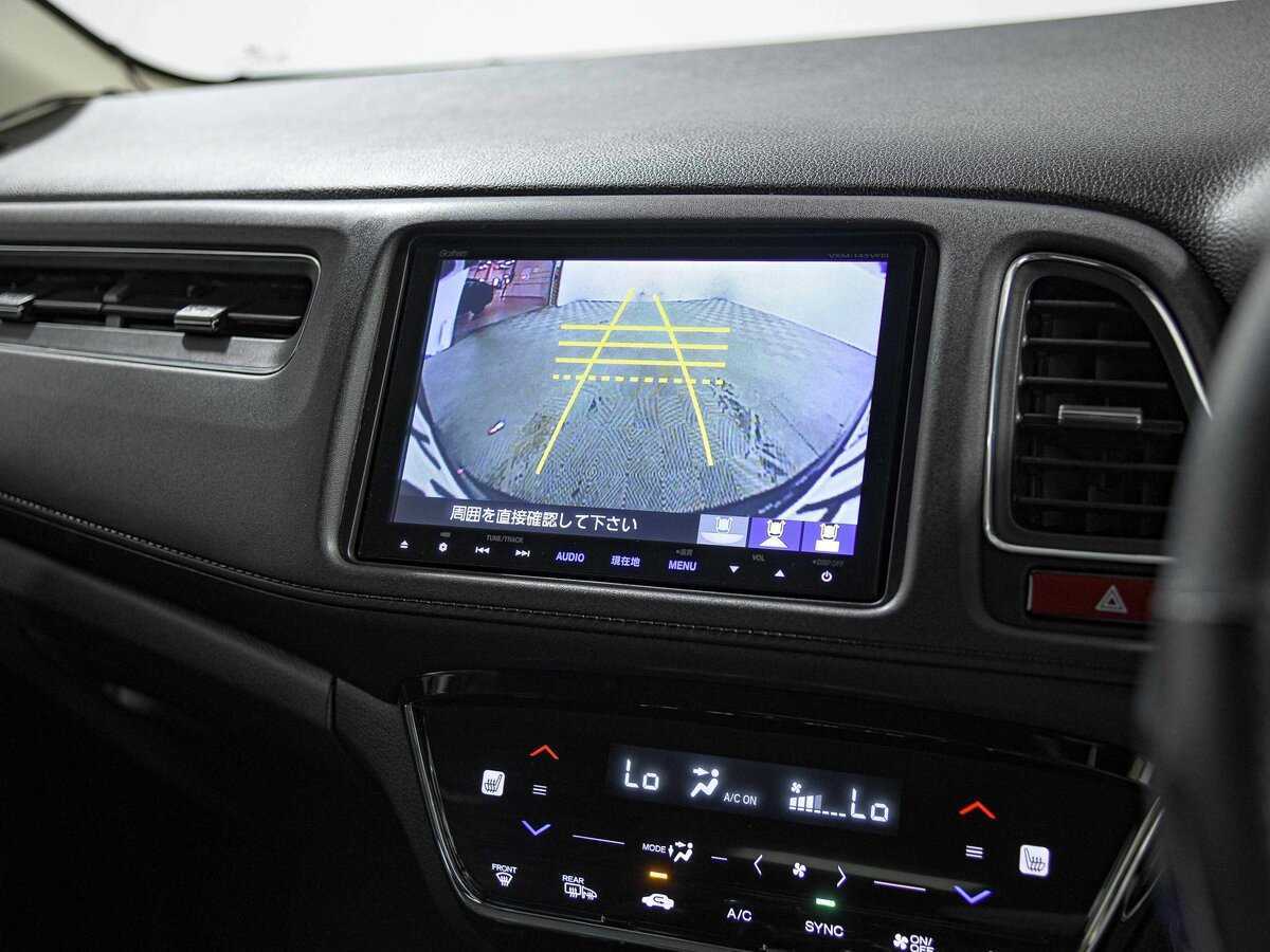 Honda Vezel с пробегом — 2014 год. Фото: #10