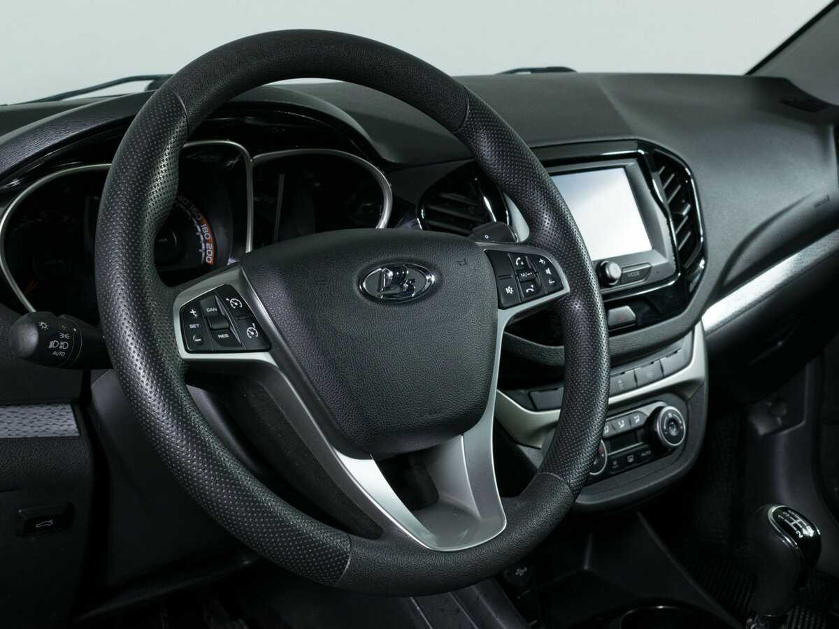 Lada (ВАЗ) Vesta с пробегом — 2019 год. Фото: #12