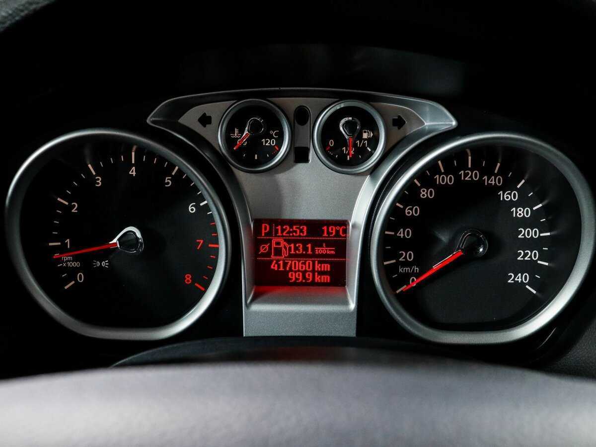 Ford Kuga с пробегом — 2012 год. Фото: #7