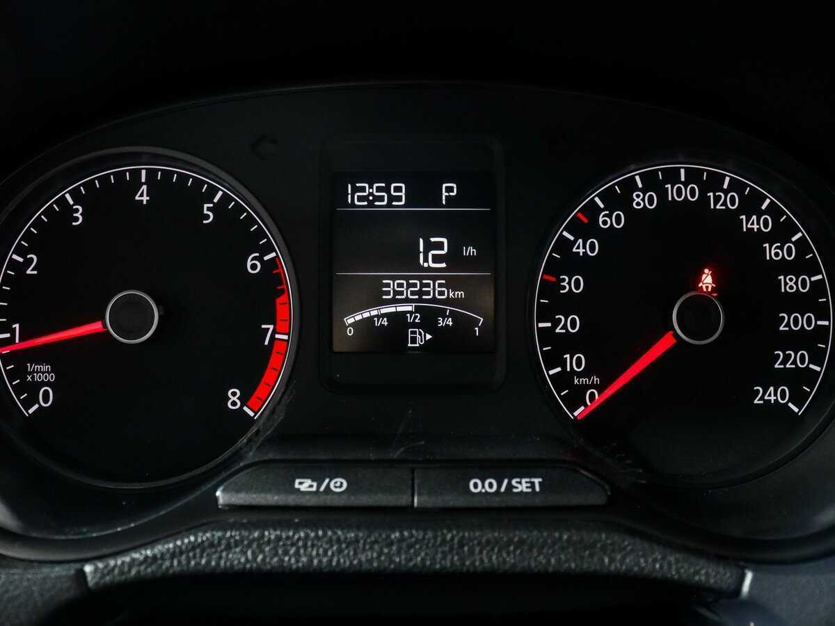 Volkswagen Polo с пробегом — 2019 год. Фото: #7