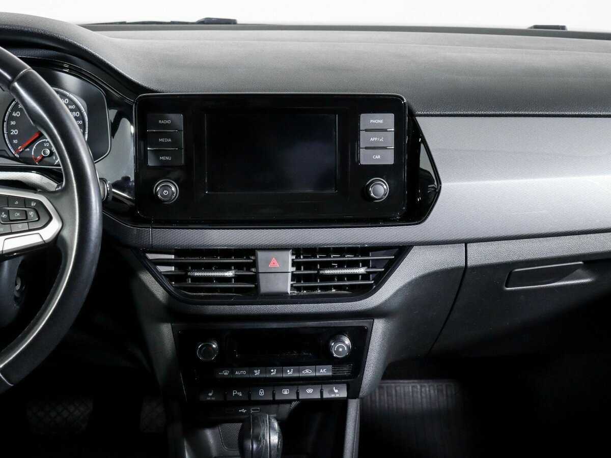 Volkswagen Polo с пробегом — 2021 год. Фото: #9