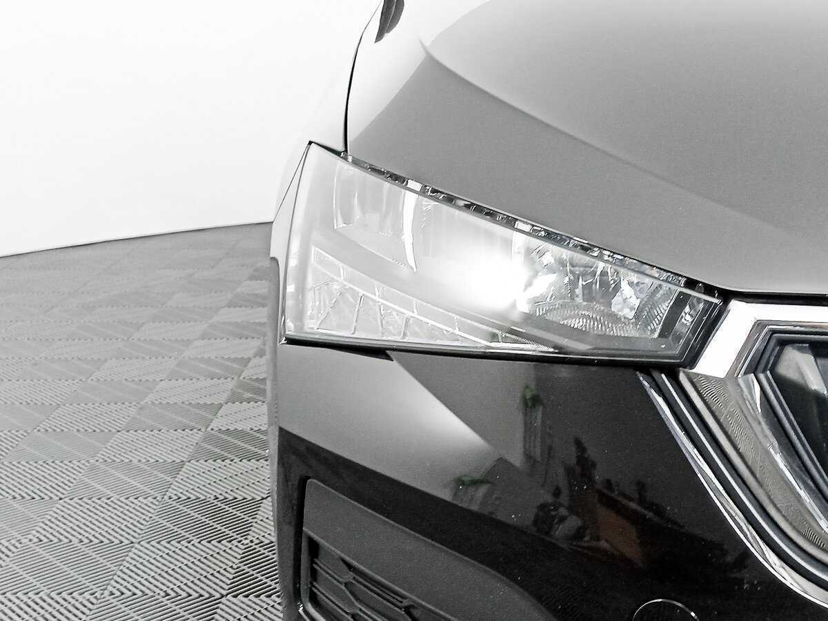 Skoda Rapid с пробегом — 2021 год. Фото: #14