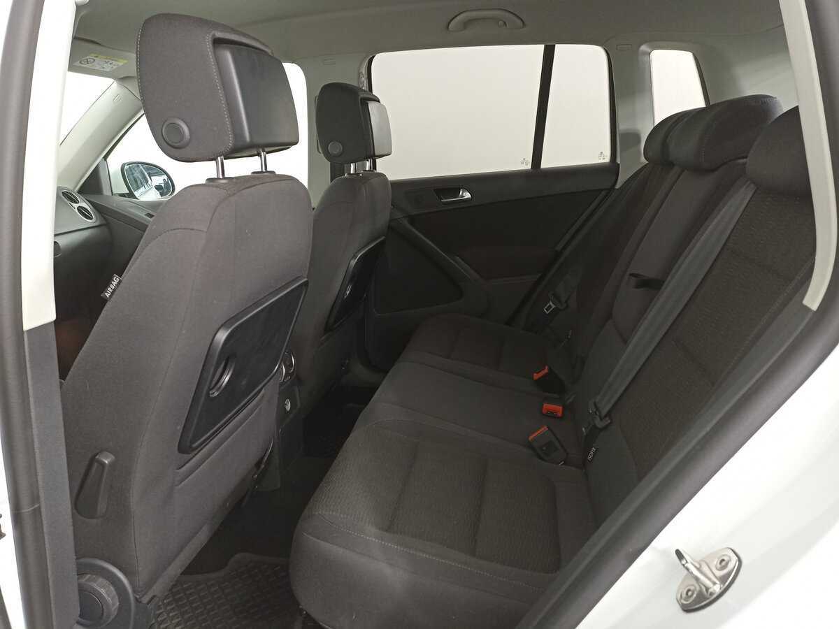 Volkswagen Tiguan с пробегом — 2014 год. Фото: #11