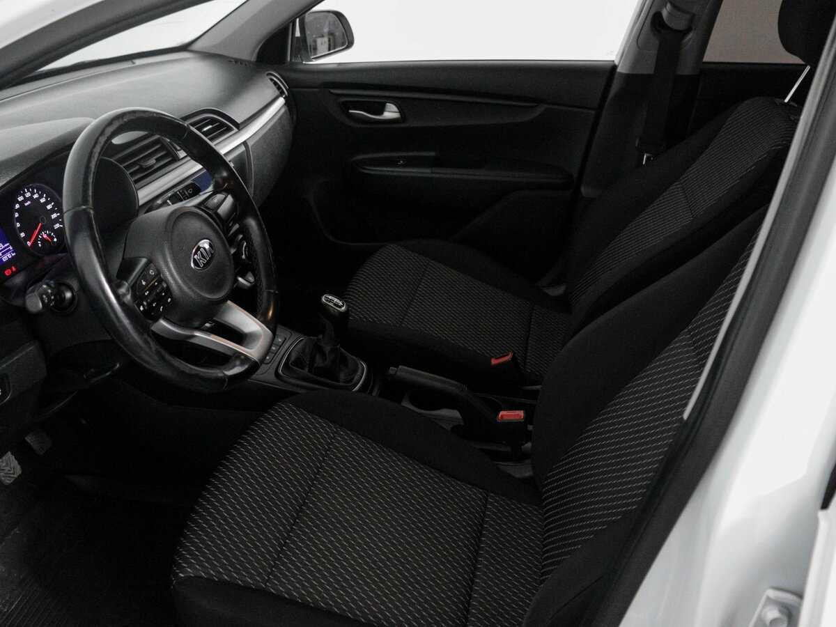 Kia Rio с пробегом — 2018 год. Фото: #9