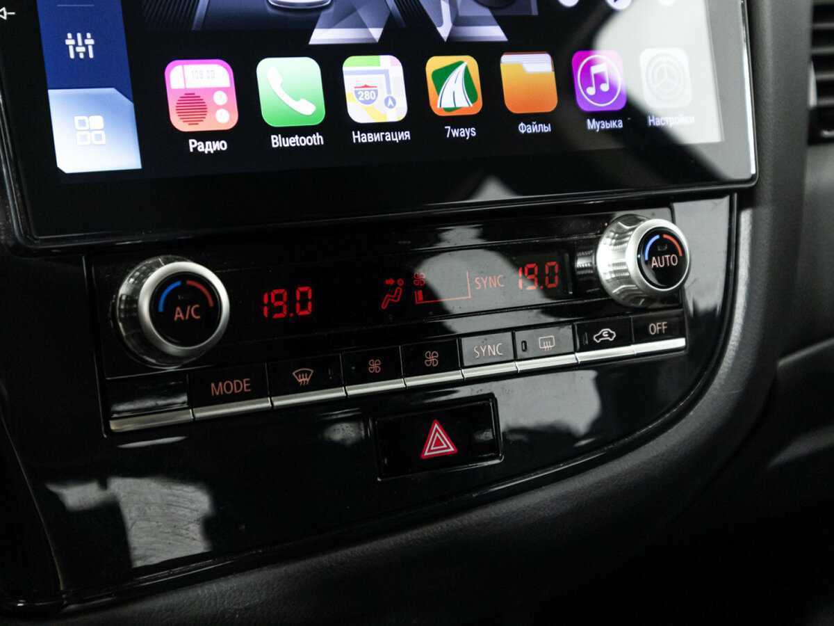 Mitsubishi Outlander с пробегом — 2021 год. Фото: #16