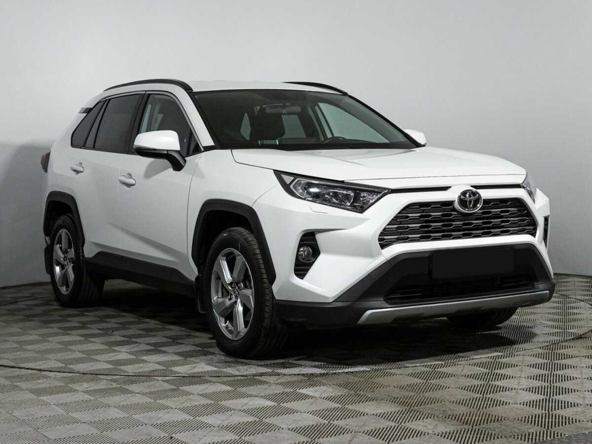 Toyota RAV4 с пробегом — 2019 год. Фото: #2