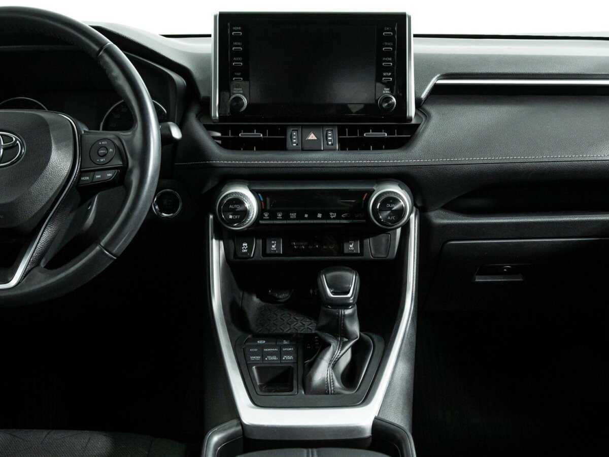Toyota RAV4 с пробегом — 2019 год. Фото: #13