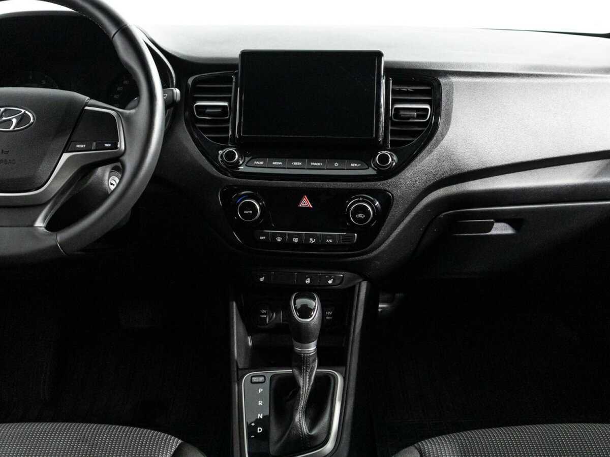 Hyundai Solaris с пробегом — 2020 год. Фото: #13