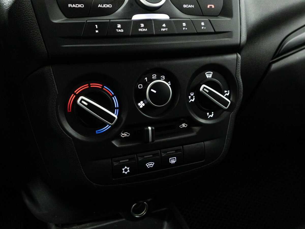 Lada (ВАЗ) Granta с пробегом — 2024 год. Фото: #14