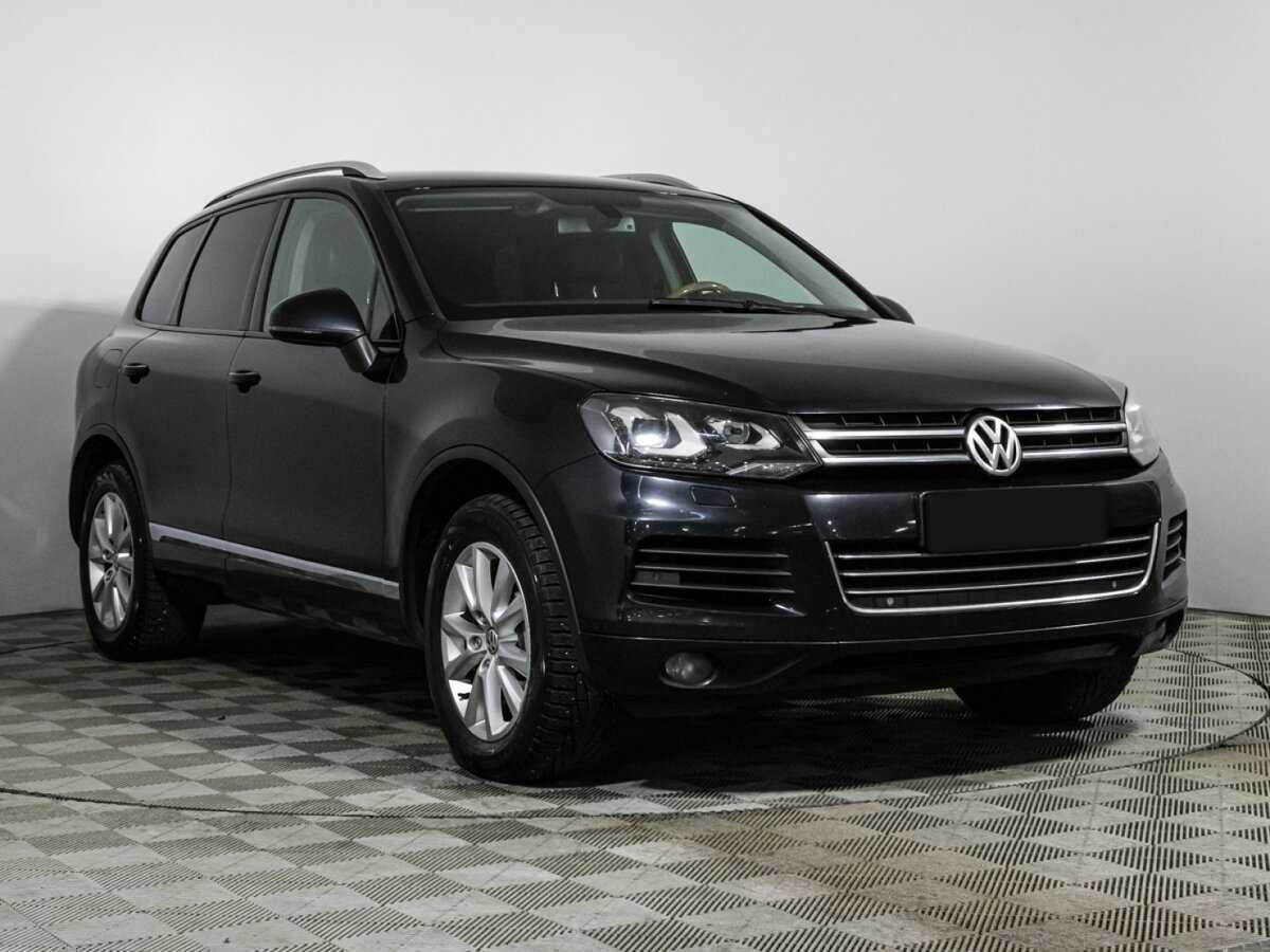 Volkswagen Touareg с пробегом — 2012 год. Фото: #2